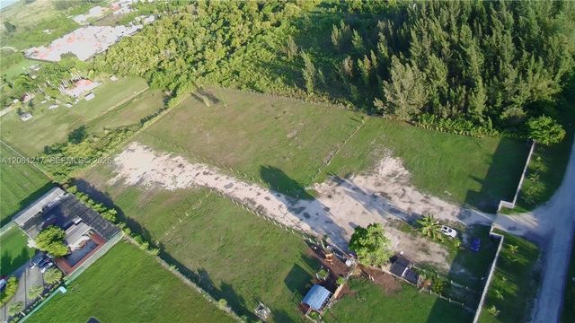 12495 SW 199 Avenue, Miami, FL 33196