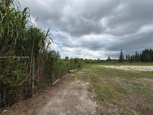 12495 SW 199 Avenue, Miami, FL 33196