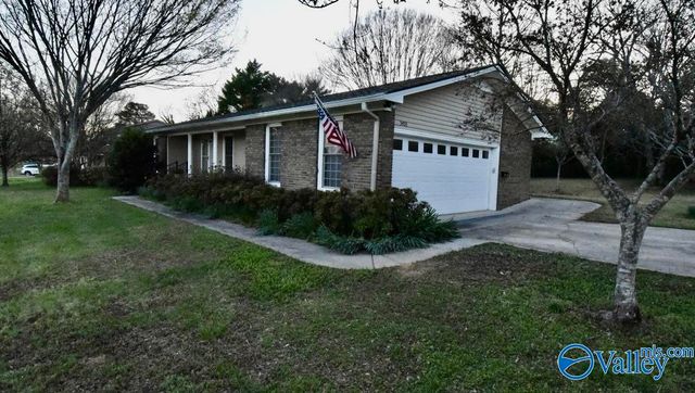 3400 Sorter Drive, Guntersville, AL 35976