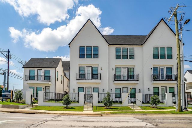 135 Thornton Street, Arlington, TX 76013