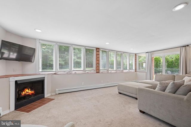 621 CRESTWYCK DR, King Of Prussia, PA 19406