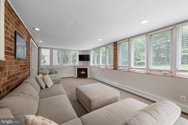 621 CRESTWYCK DR, King Of Prussia, PA 19406