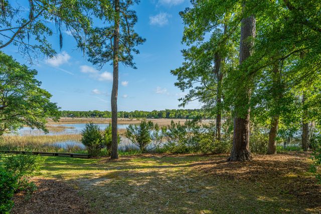 5084 Timber Race Course, Hollywood, SC 29449