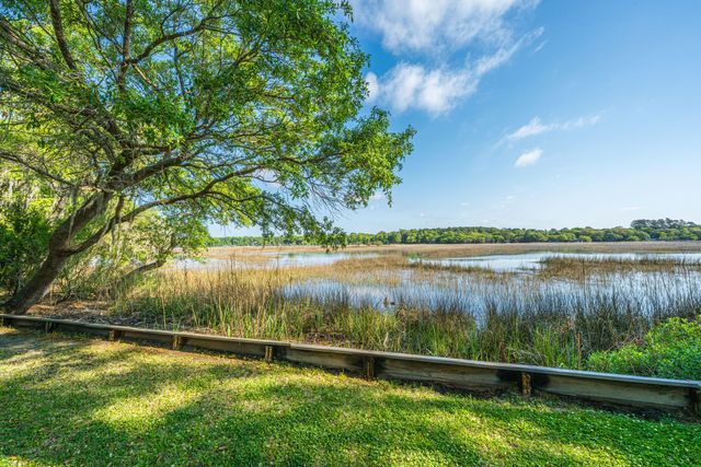 5084 Timber Race Course, Hollywood, SC 29449