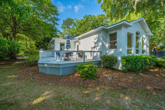 5084 Timber Race Course, Hollywood, SC 29449