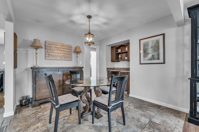 35901 Dover Street, Livonia, MI 48150