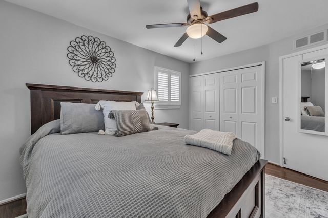 35901 Dover Street, Livonia, MI 48150