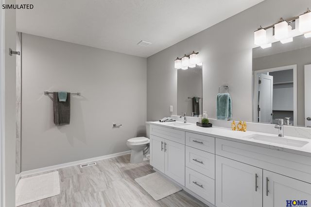 10832 Legends Lane, Lincoln, NE 68527