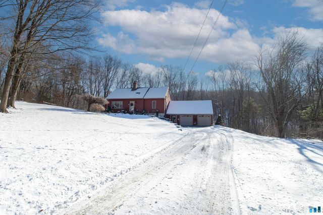 107 Burt Road, Guilford, CT 06437