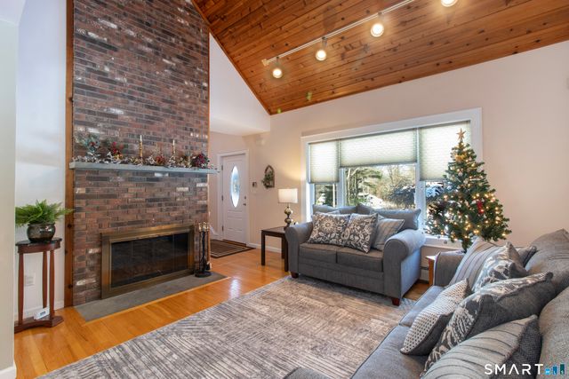 107 Burt Road, Guilford, CT 06437