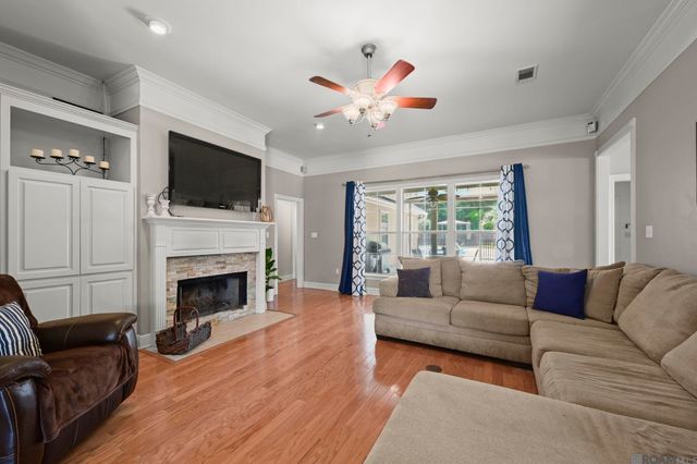 5411 Sophie Anne Dr, Zachary, LA 70791