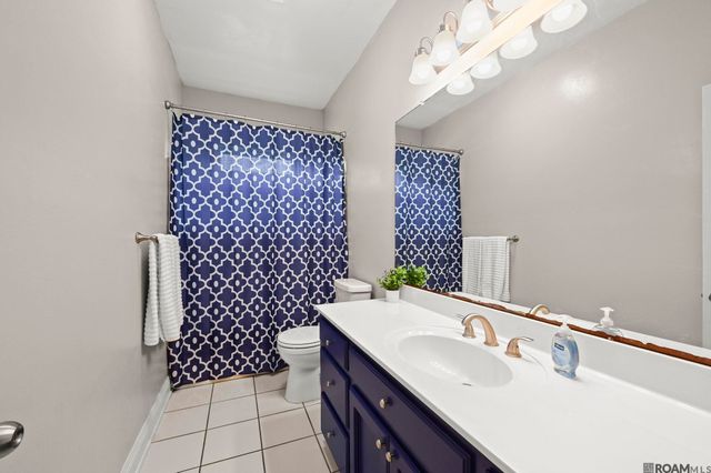5411 Sophie Anne Dr, Zachary, LA 70791