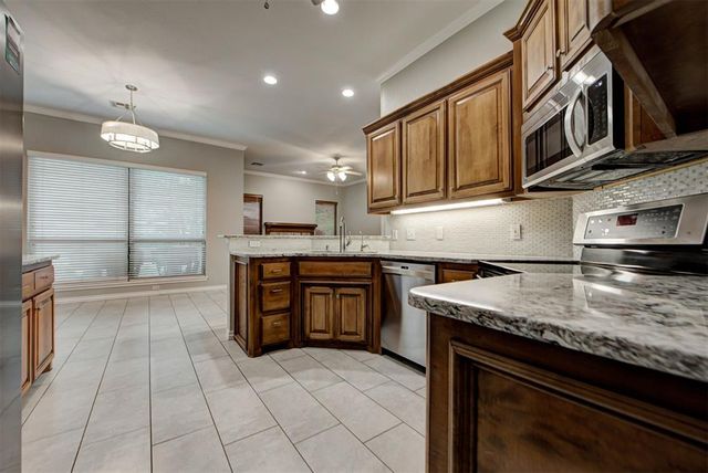 3805 Annalane Drive, Norman, OK 73072