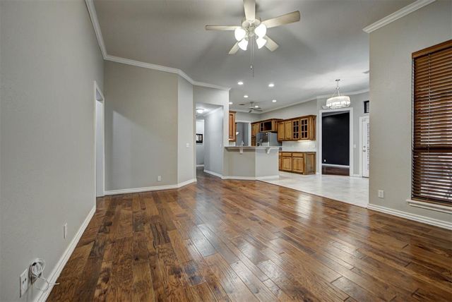 3805 Annalane Drive, Norman, OK 73072