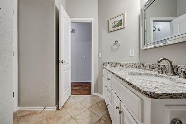 3805 Annalane Drive, Norman, OK 73072