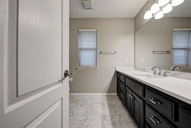 3805 Annalane Drive, Norman, OK 73072