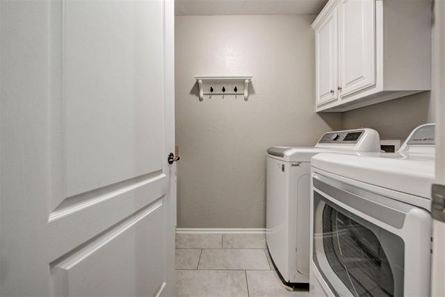 3805 Annalane Drive, Norman, OK 73072