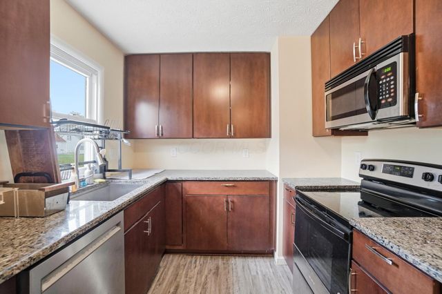 1033 E 22nd Avenue, Columbus, OH 43211