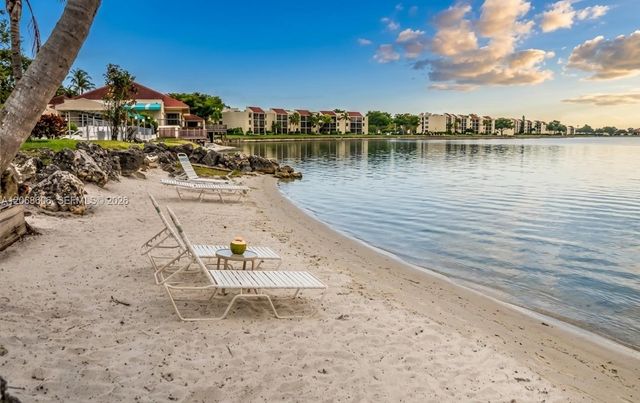 105 Lake Emerald Drive 503, Oakland Park, FL 33309