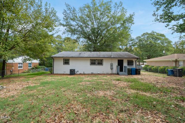 2910 Driftwood Drive, Durham, NC 27707