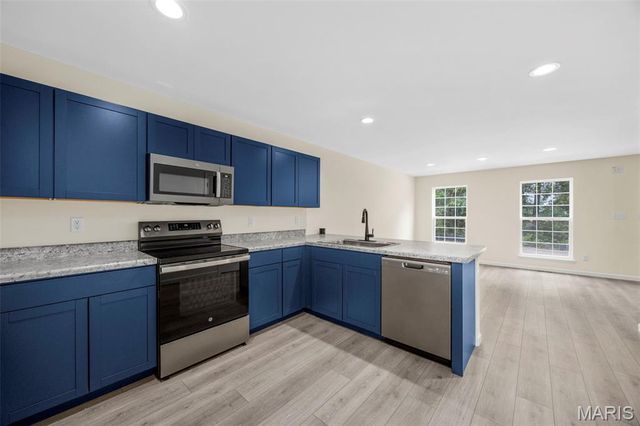 463 Sunset Hollow Drive, Wentzville, MO 63385