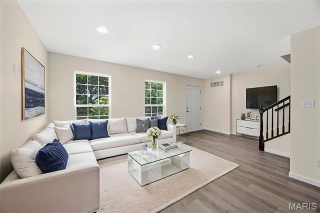 463 Sunset Hollow Drive, Wentzville, MO 63385