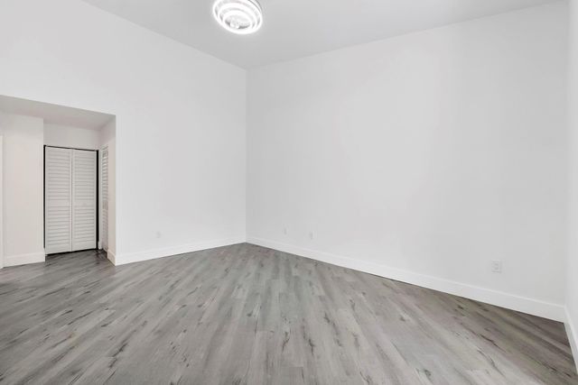 5131 Europa Dr I, Boynton Beach, FL 33437