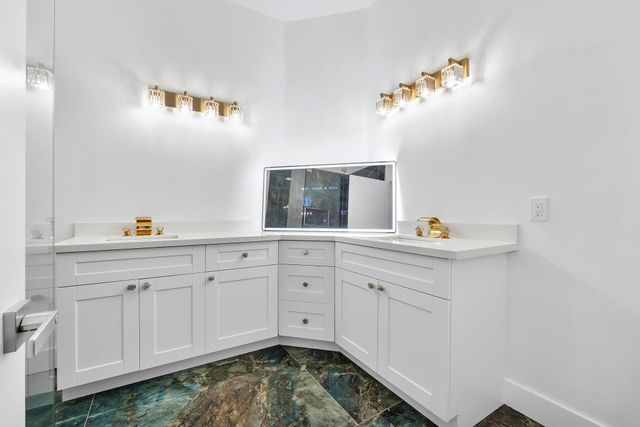 5131 Europa Dr I, Boynton Beach, FL 33437