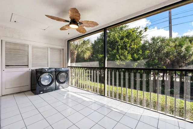 5131 Europa Dr I, Boynton Beach, FL 33437