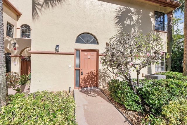 5131 Europa Dr I, Boynton Beach, FL 33437