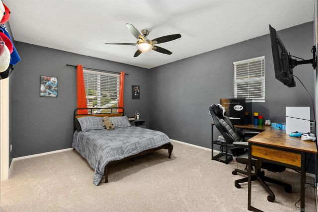 35769 Asturian Way, Fallbrook, CA 92028