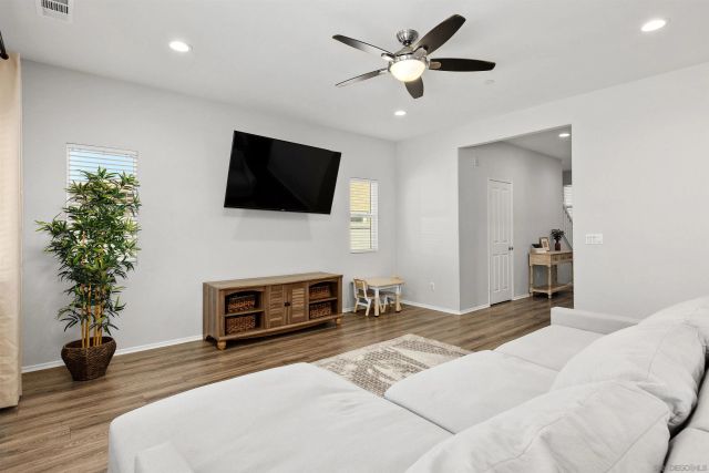 35769 Asturian Way, Fallbrook, CA 92028