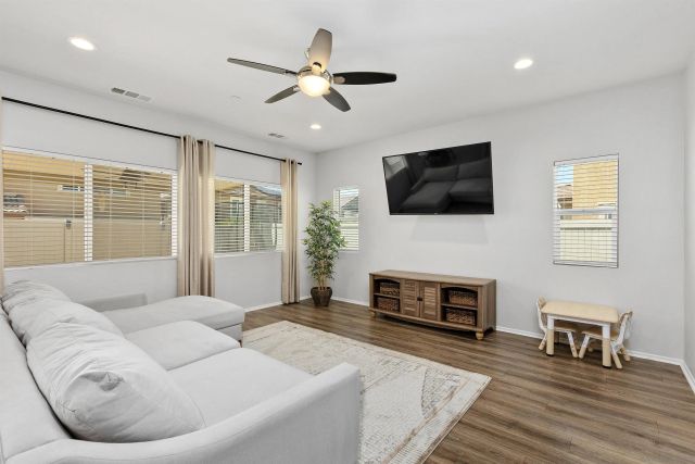 35769 Asturian Way, Fallbrook, CA 92028