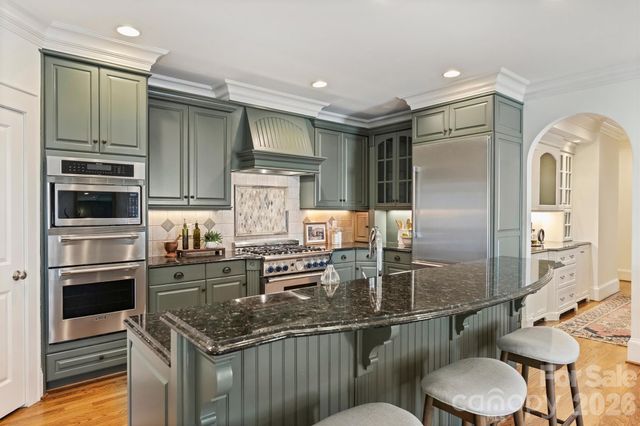 1712 Truman Road, Charlotte, NC 28205