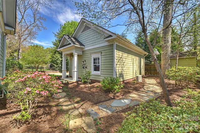 1712 Truman Road, Charlotte, NC 28205