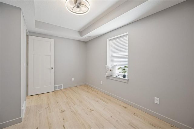 1109 S Woodbury Street, Independence, MO 64050