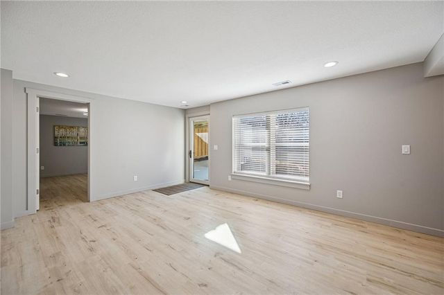 1109 S Woodbury Street, Independence, MO 64050