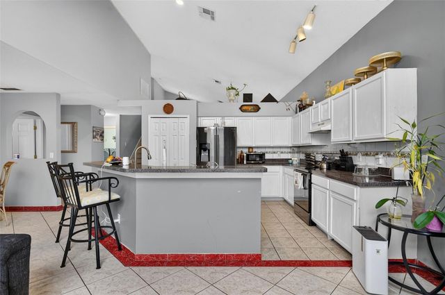 268 EASTON CIRCLE, Oviedo, FL 32765