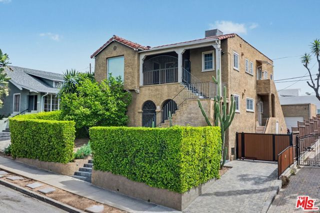 1330 Hauser Boulevard, Los Angeles, CA 90019