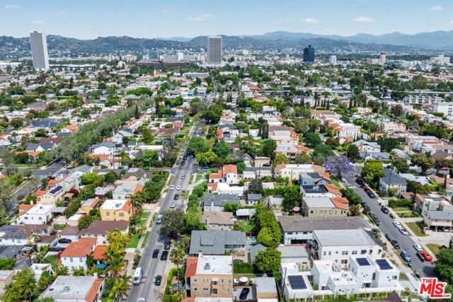 1330 Hauser Boulevard, Los Angeles, CA 90019