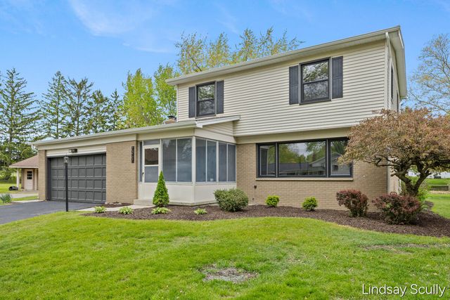 2062 Britton Court, Grand Rapids, MI 49546