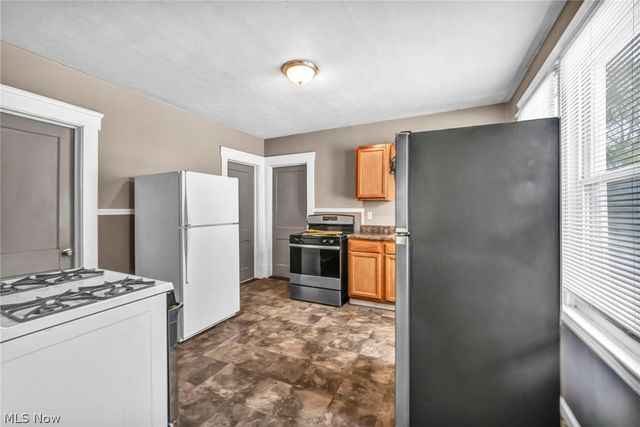 4097 E 64th Street, Cleveland, OH 44105