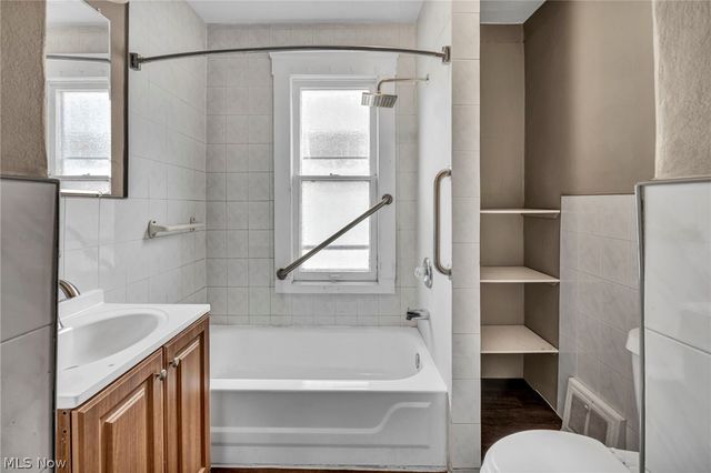 4097 E 64th Street, Cleveland, OH 44105