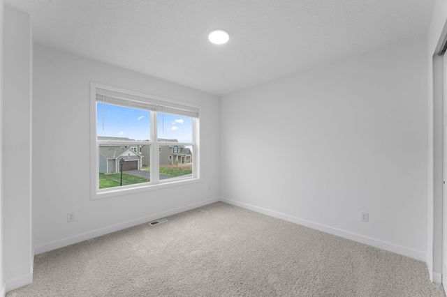 8921 Periwinkle Boulevard, Woodbury, MN 55129