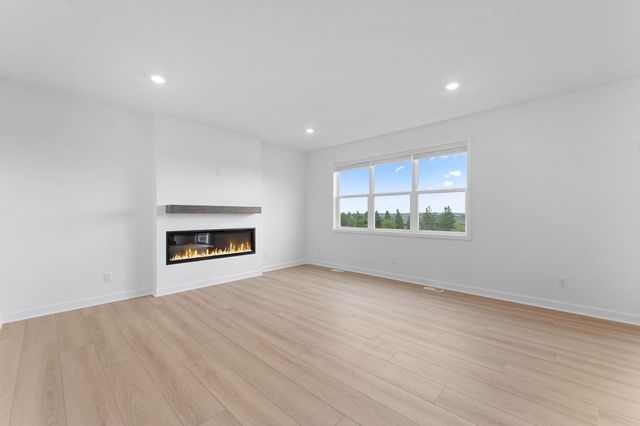 8921 Periwinkle Boulevard, Woodbury, MN 55129