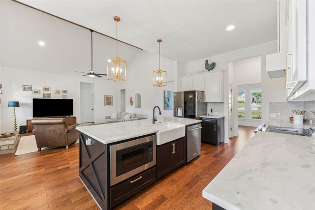 180 Lucky Ridge Lane, Boyd, TX 76023