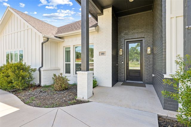 180 Lucky Ridge Lane, Boyd, TX 76023