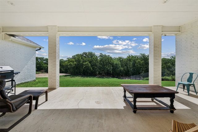 180 Lucky Ridge Lane, Boyd, TX 76023