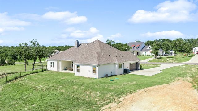 180 Lucky Ridge Lane, Boyd, TX 76023