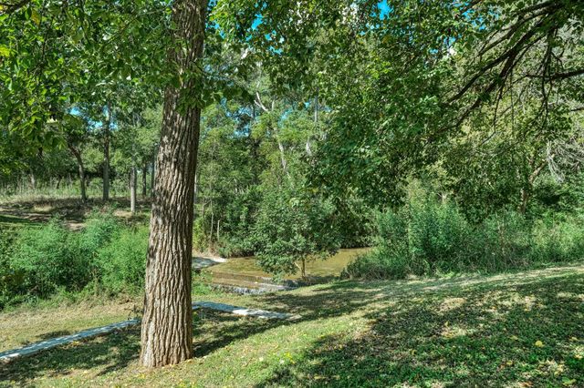 11910 Fm 1660, Hutto, TX 78634